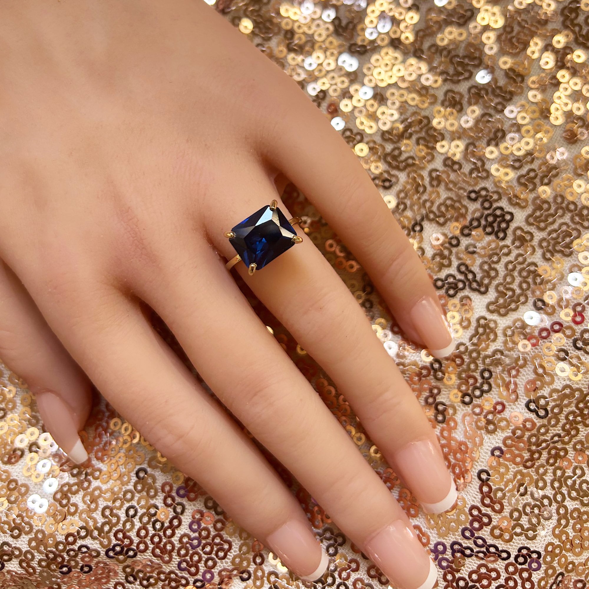 East-West Octagon Blue Sapphire Solitaire Ring - H.L.Jewelry