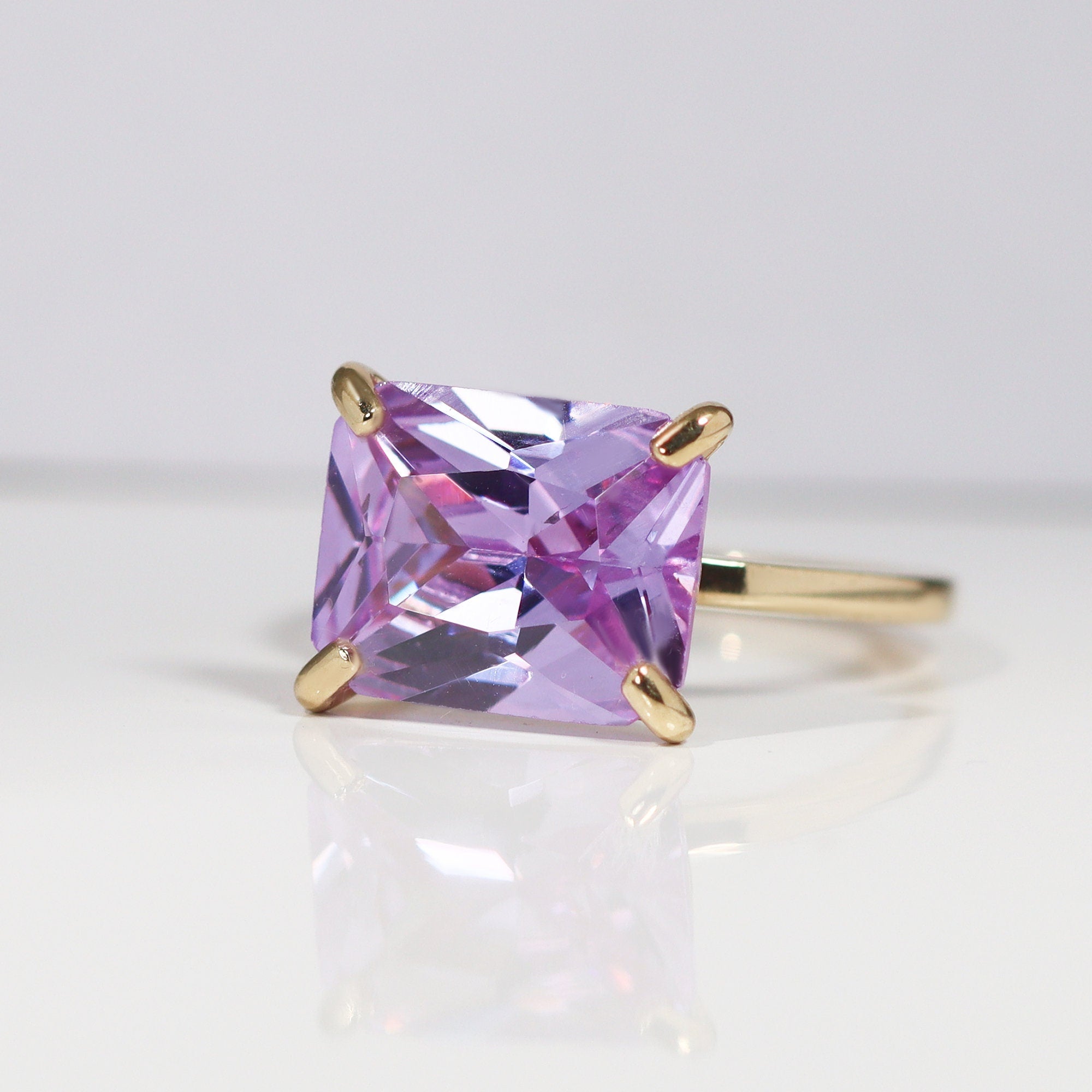 East-West Octagon Lavender Amethyst Solitaire Ring - H.L.Jewelry