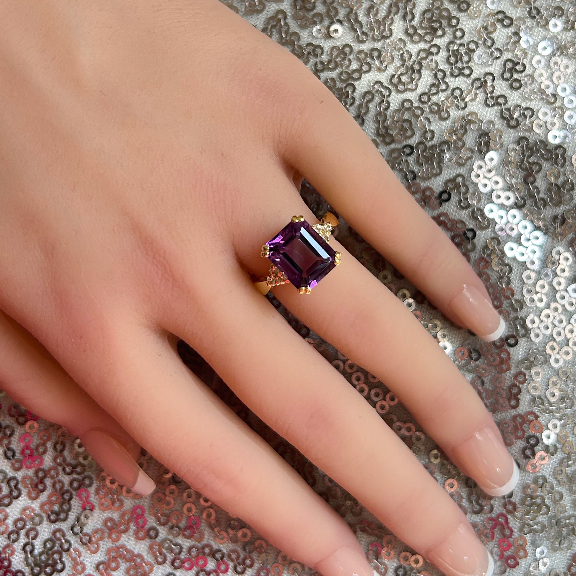 Emerald-Cut Purple Amethyst Statement Ring with Clear Quartz Accents - H.L.Jewelry