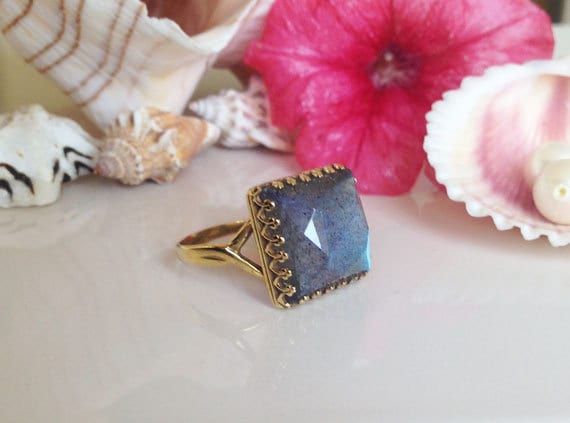 Large Labradorite Square Crown Statement Ring - H.L.Jewelry