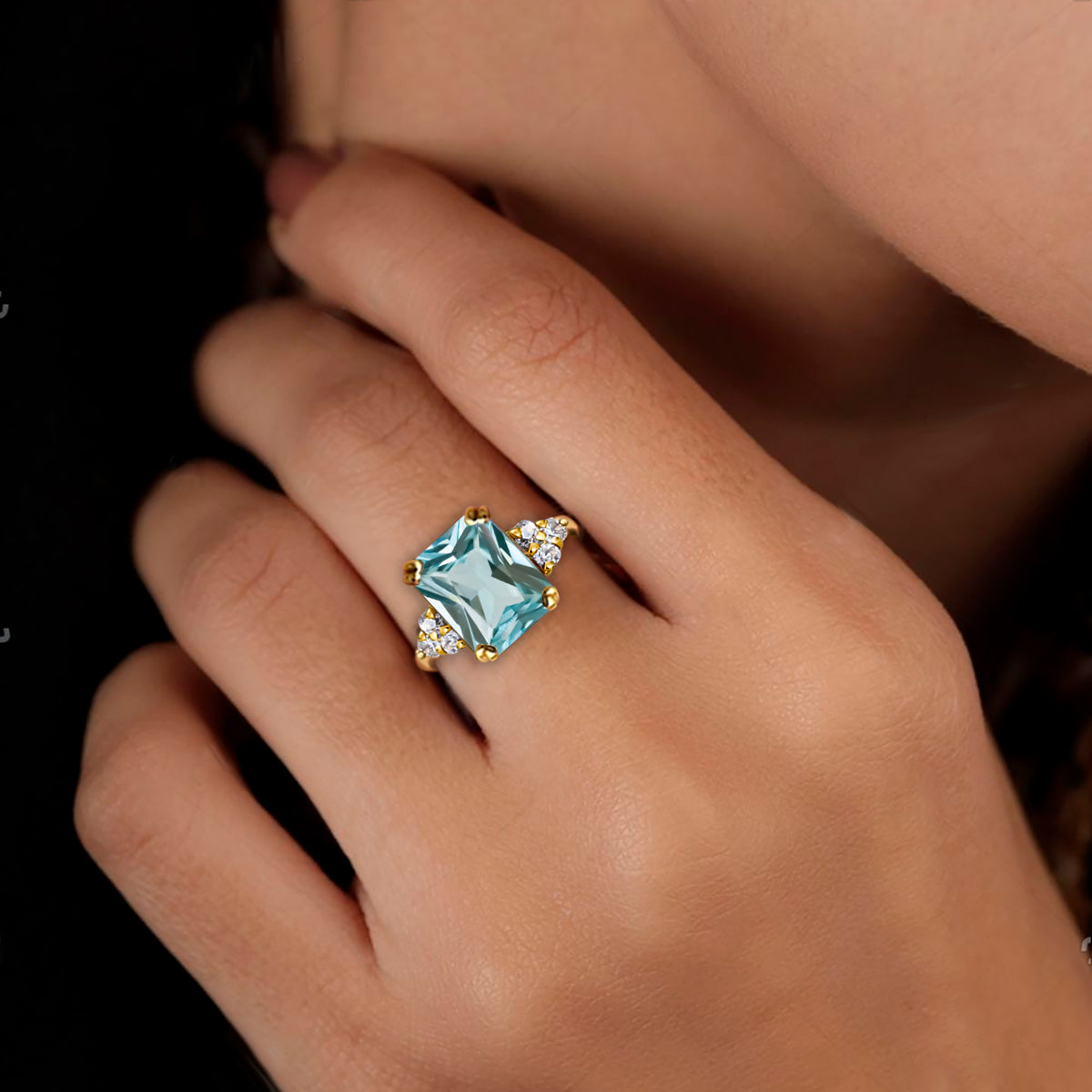 Octagon Aquamarine Engagement Ring with Clear Quartz Accents - H.L.Jewelry