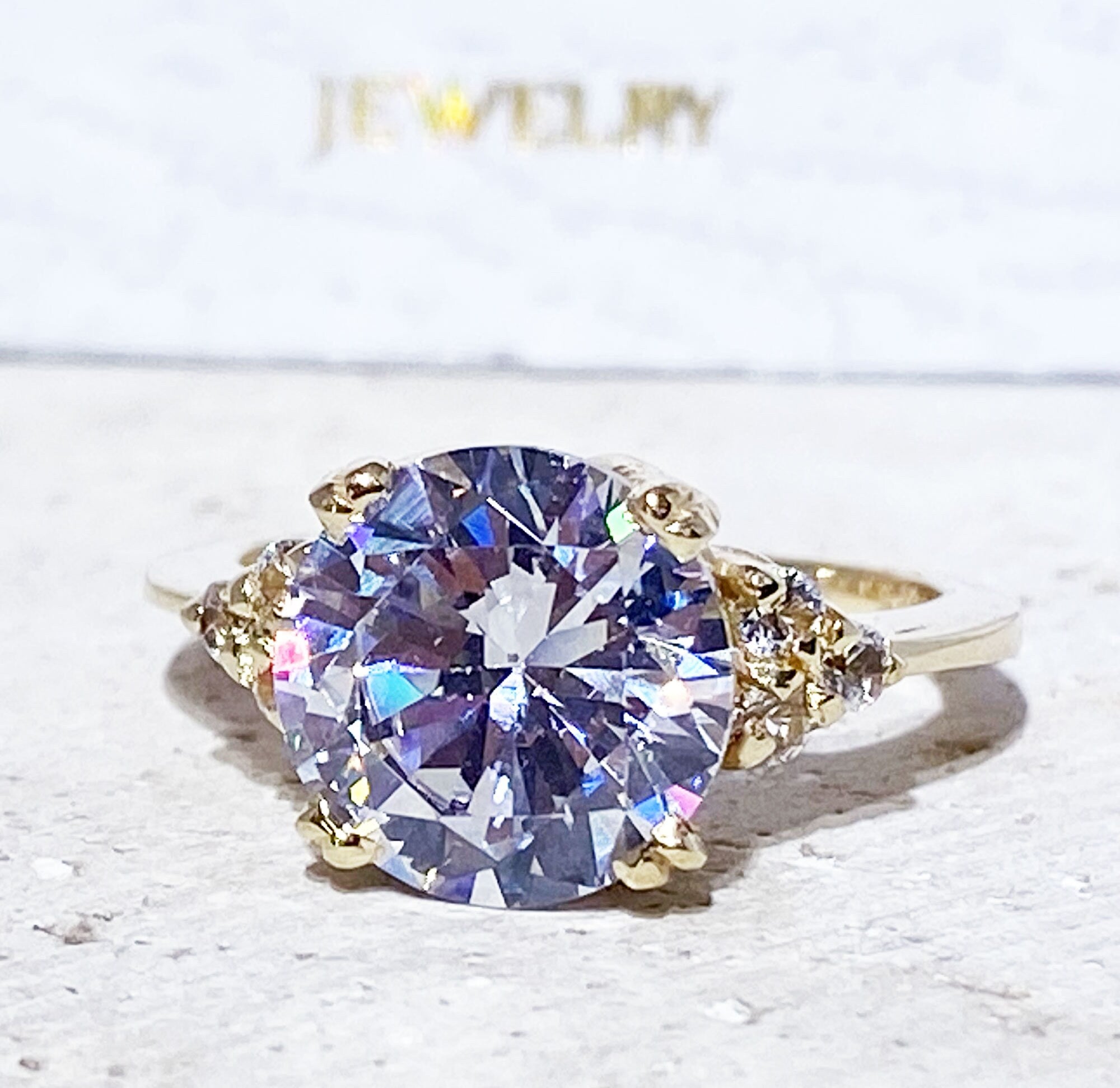 April Birthstone Round Clear Quartz Gemstone Engagement Ring - H.L.Jewelry