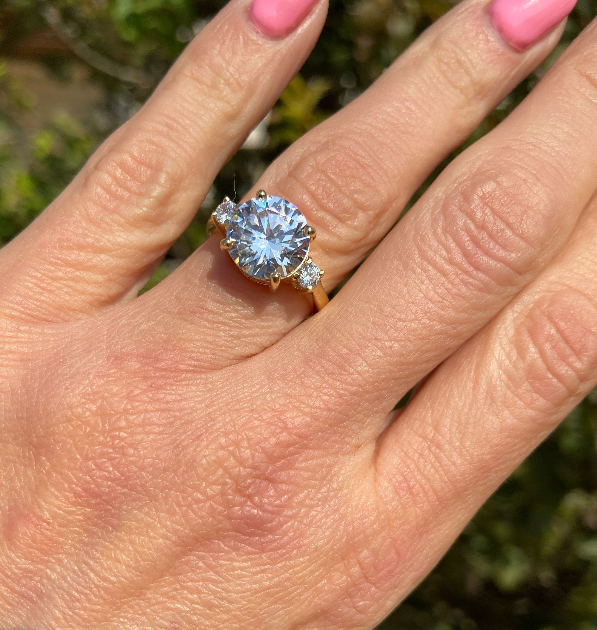 April Birthstone Round Clear Quartz Gemstone Statement Engagement Ring - H.L.Jewelry