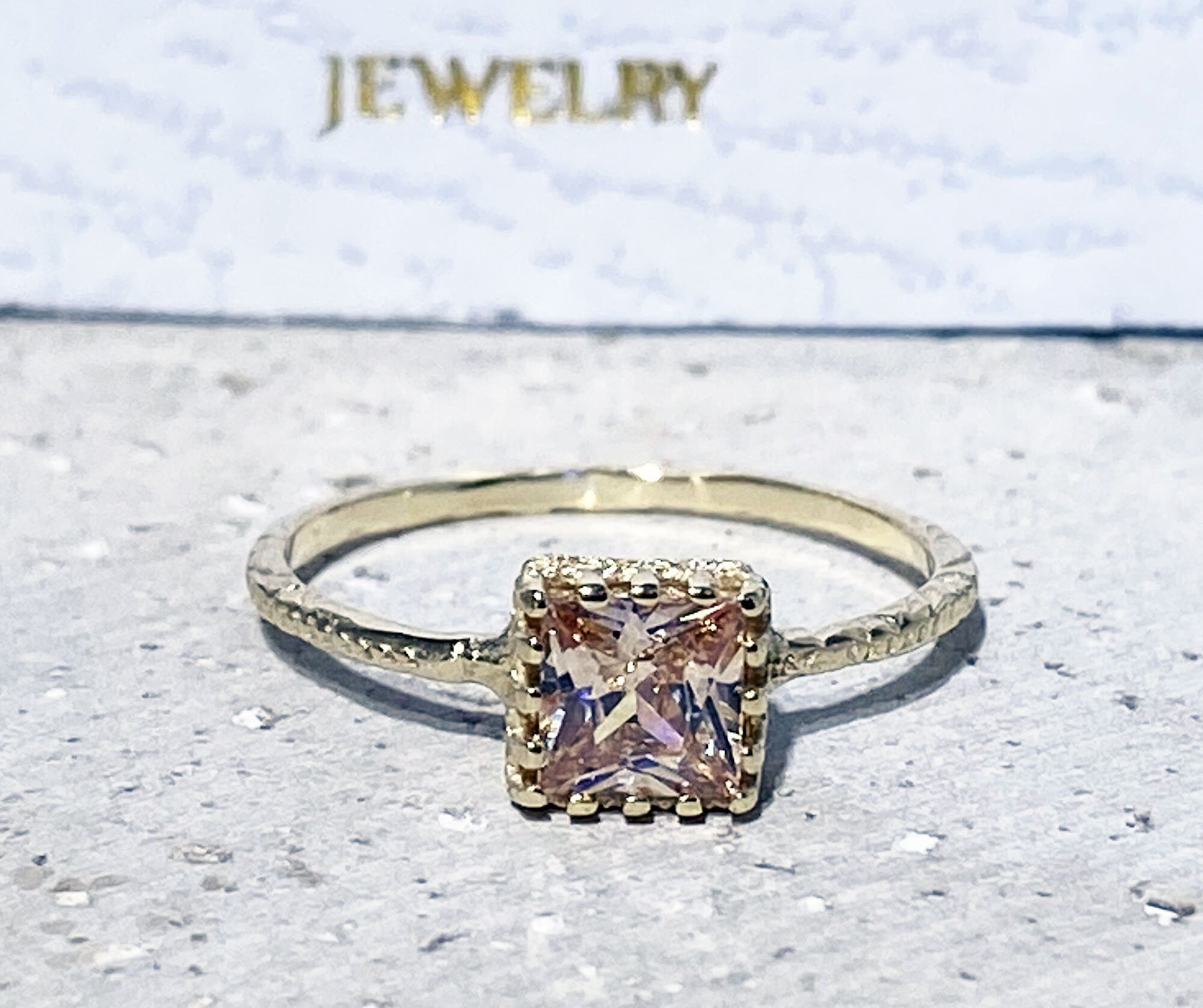 Citrine Square Stone Simple Hammered Band Ring - H.L.Jewelry