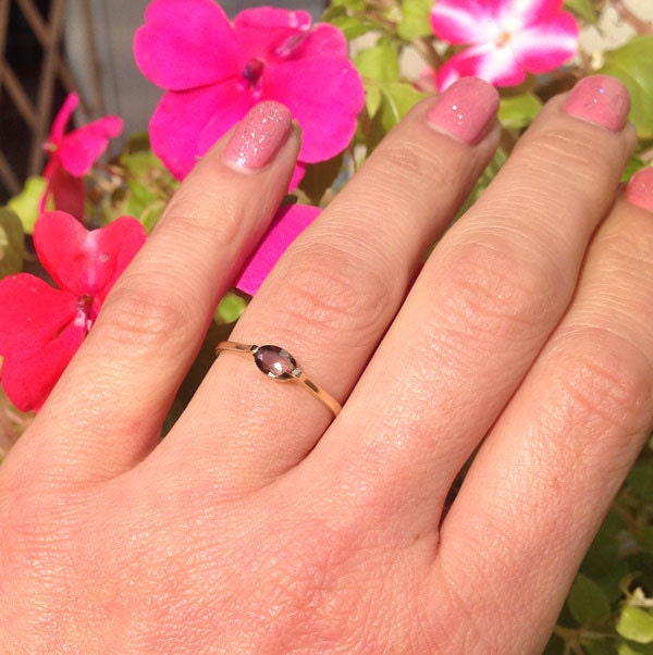 East-West Oval Smoky Quartz Simple Stackable Ring - H.L.Jewelry