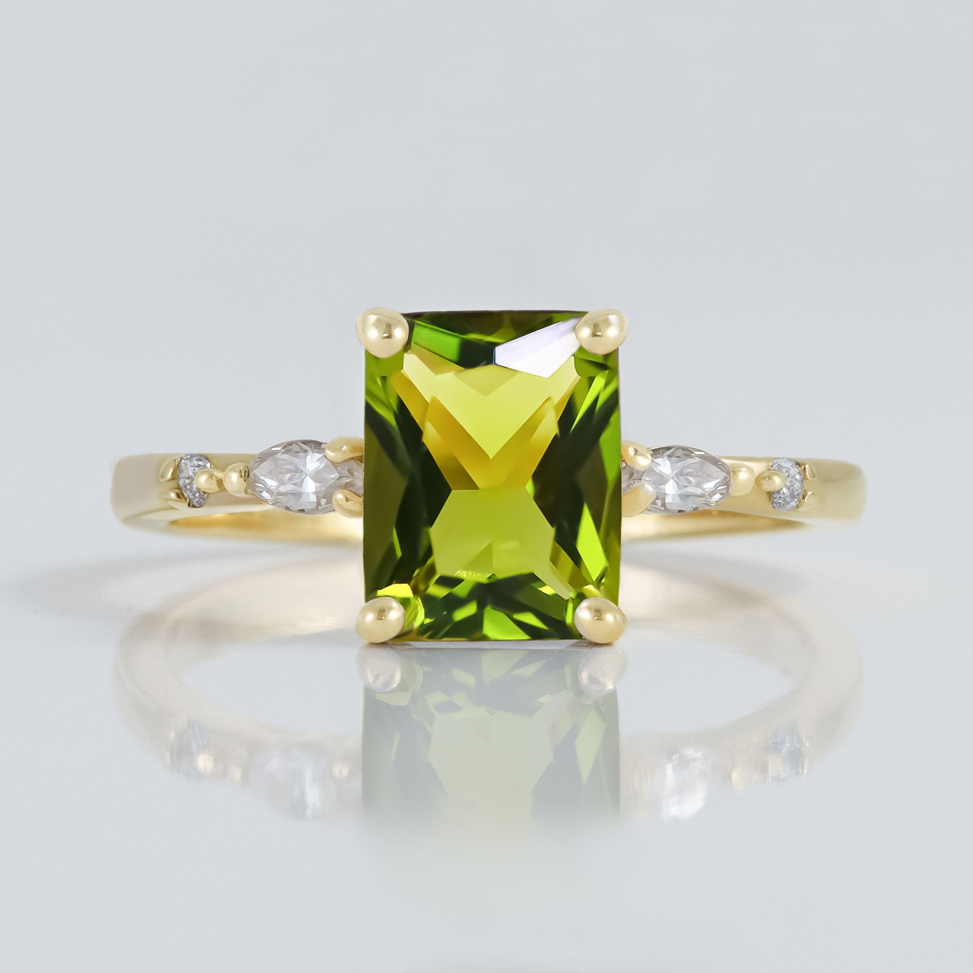 Octagon Peridot Ring with Clear Quartz Accents - H.L.Jewelry