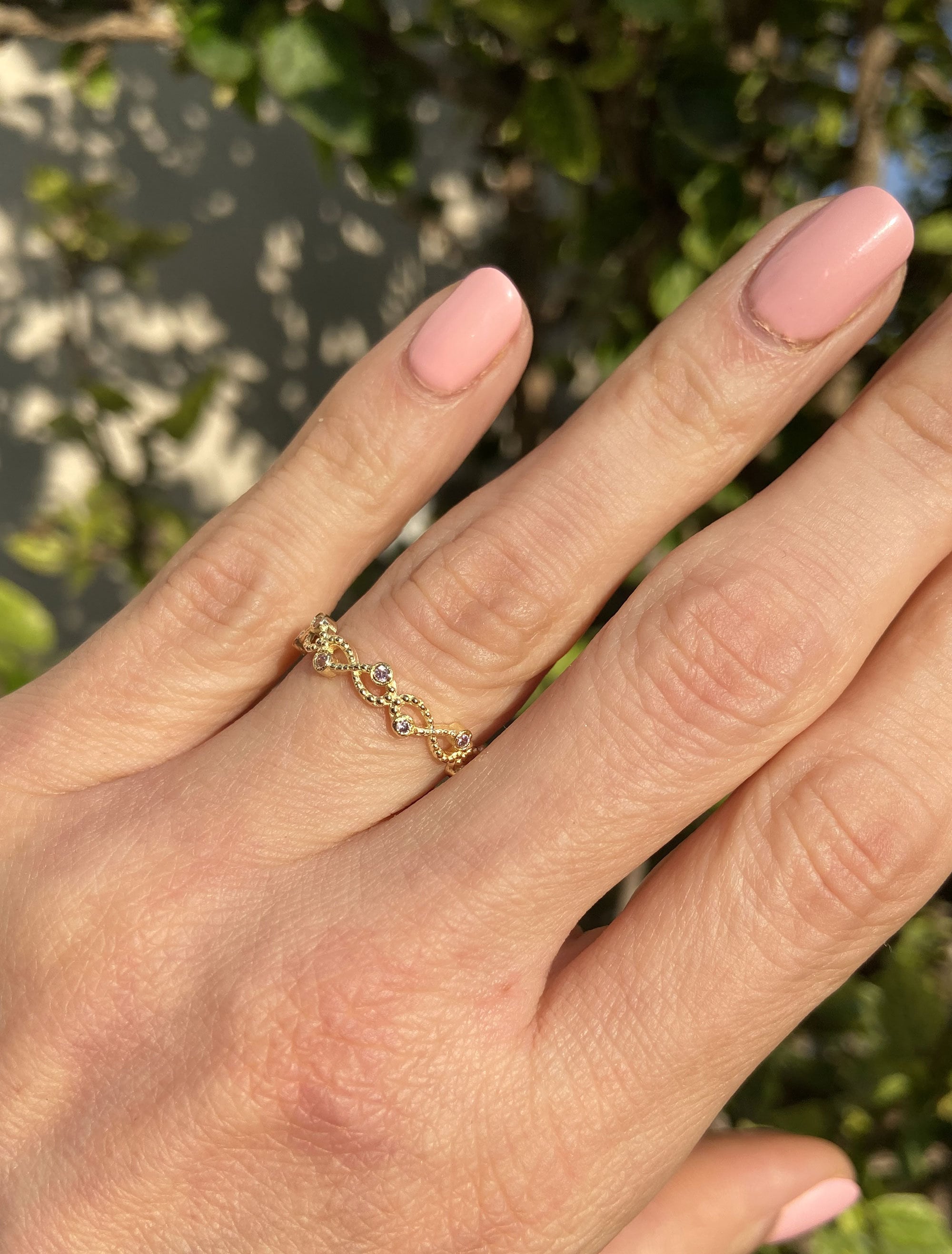October Birthstone Round Rose Quartz Ten-Stone Infinity Ring - H.L.Jewelry