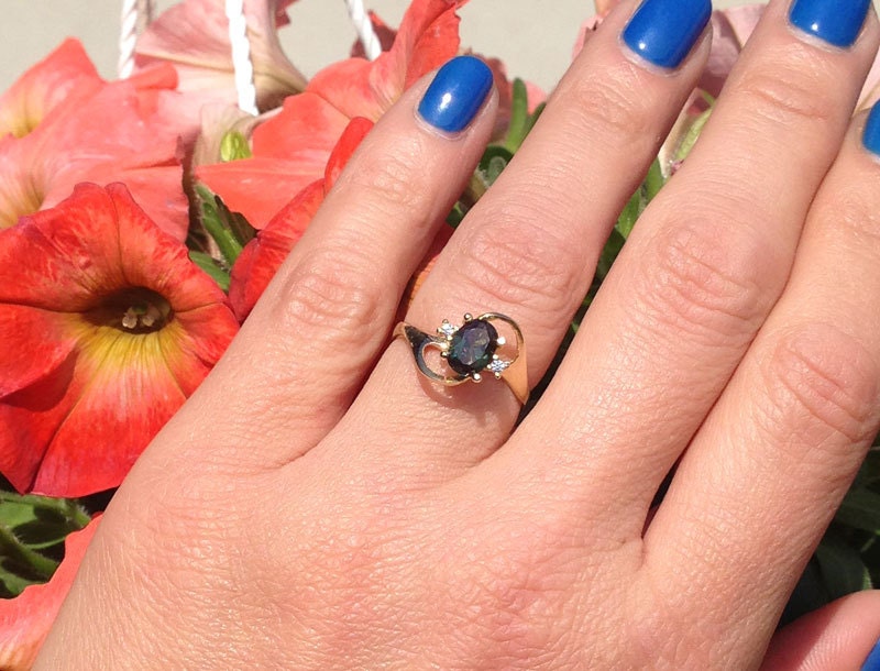 Oval Green Tourmaline Simple Ring with Clear Quartz Accents - H.L.Jewelry