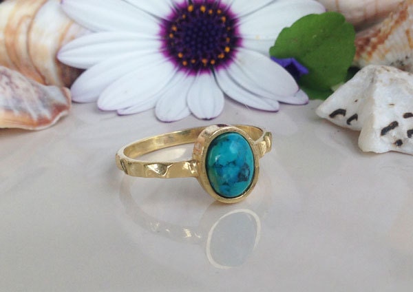 Oval Green Turquoise Hammered Band Simple Bezel Ring - H.L.Jewelry
