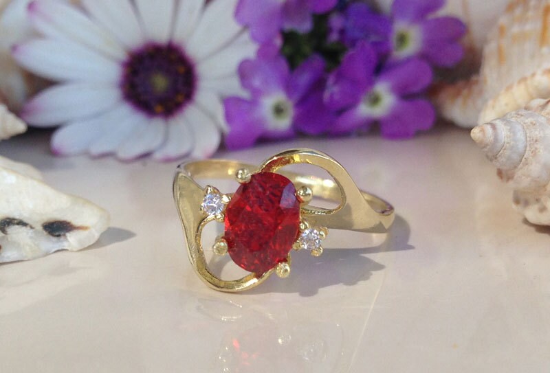 Oval Red Garnet Ring with Clear Quartz Accents - H.L.Jewelry