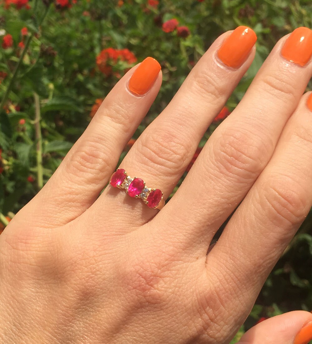 Oval Ruby Three-Stone Ring with Clear Quartz Accents - H.L.Jewelry