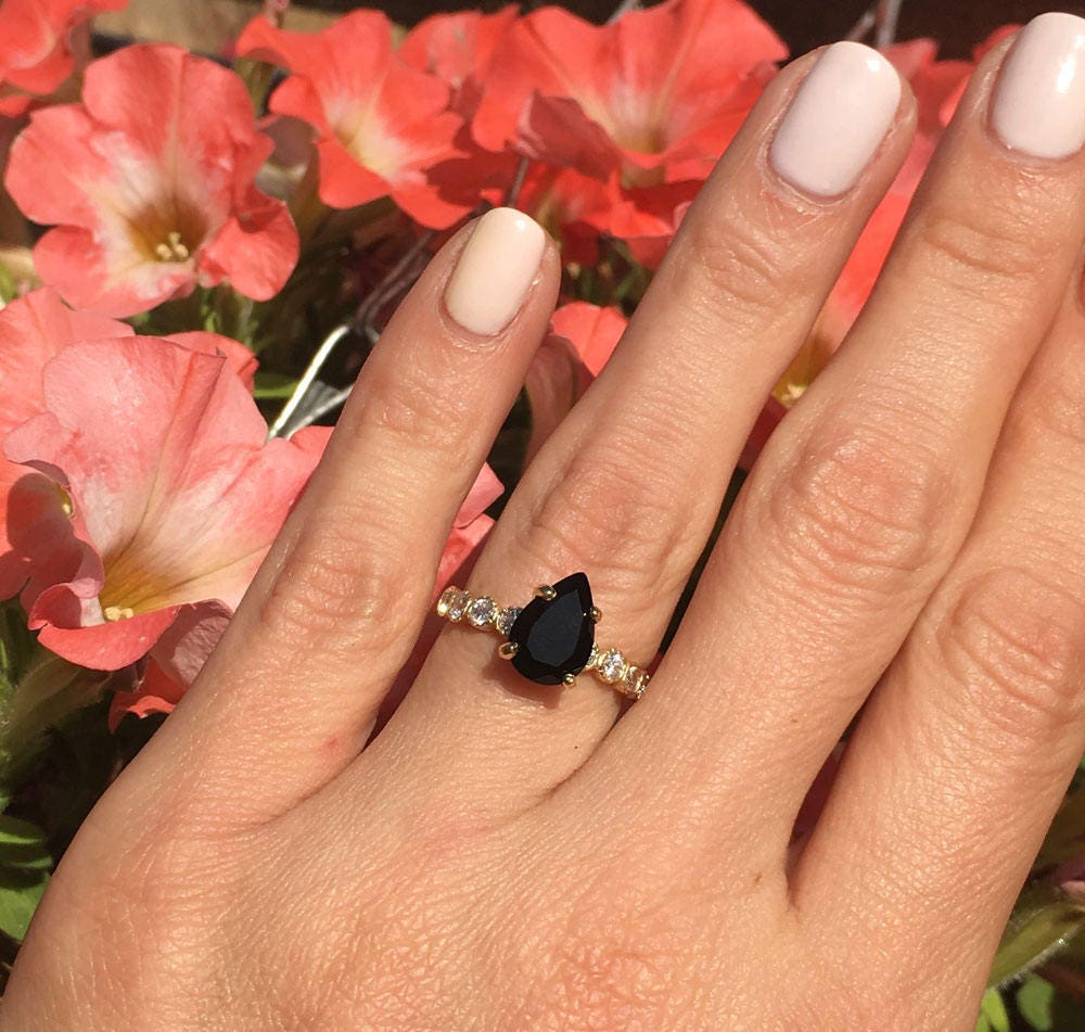 Pear-Shaped Black Onyx Engagement Ring with Clear Quartz Accents - H.L.Jewelry