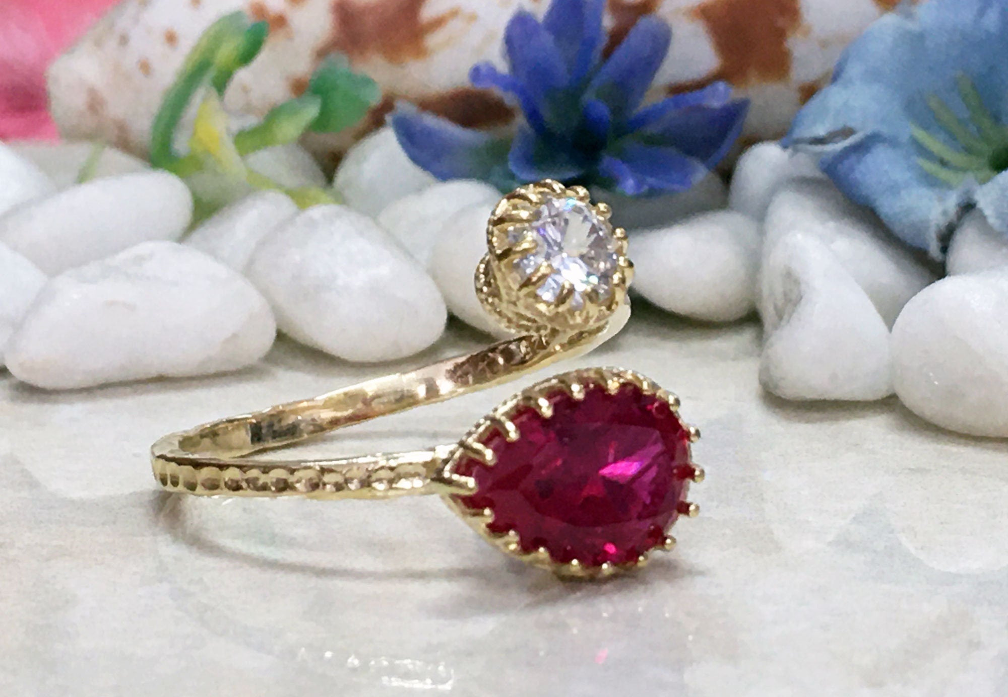 Pear-Shaped Ruby & Round Clear Quartz Adjustable Hammered Band Ring - H.L.Jewelry