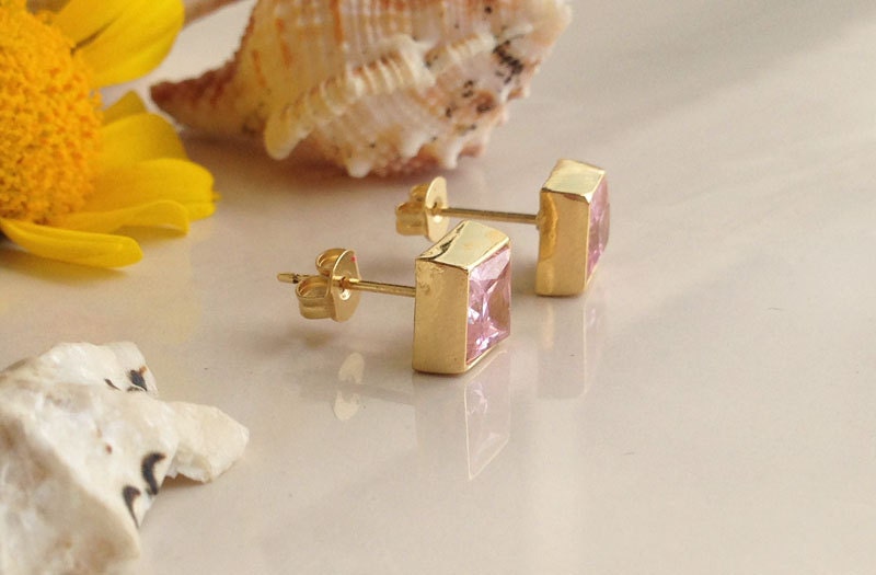 Rose Quartz Simple Square Stud Earrings - H.L.Jewelry