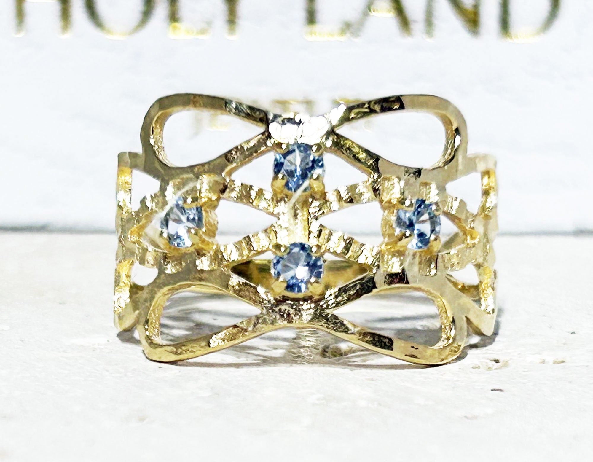 Round Aquamarine Four Stone Wide Hammered Band Ring - H.L.Jewelry