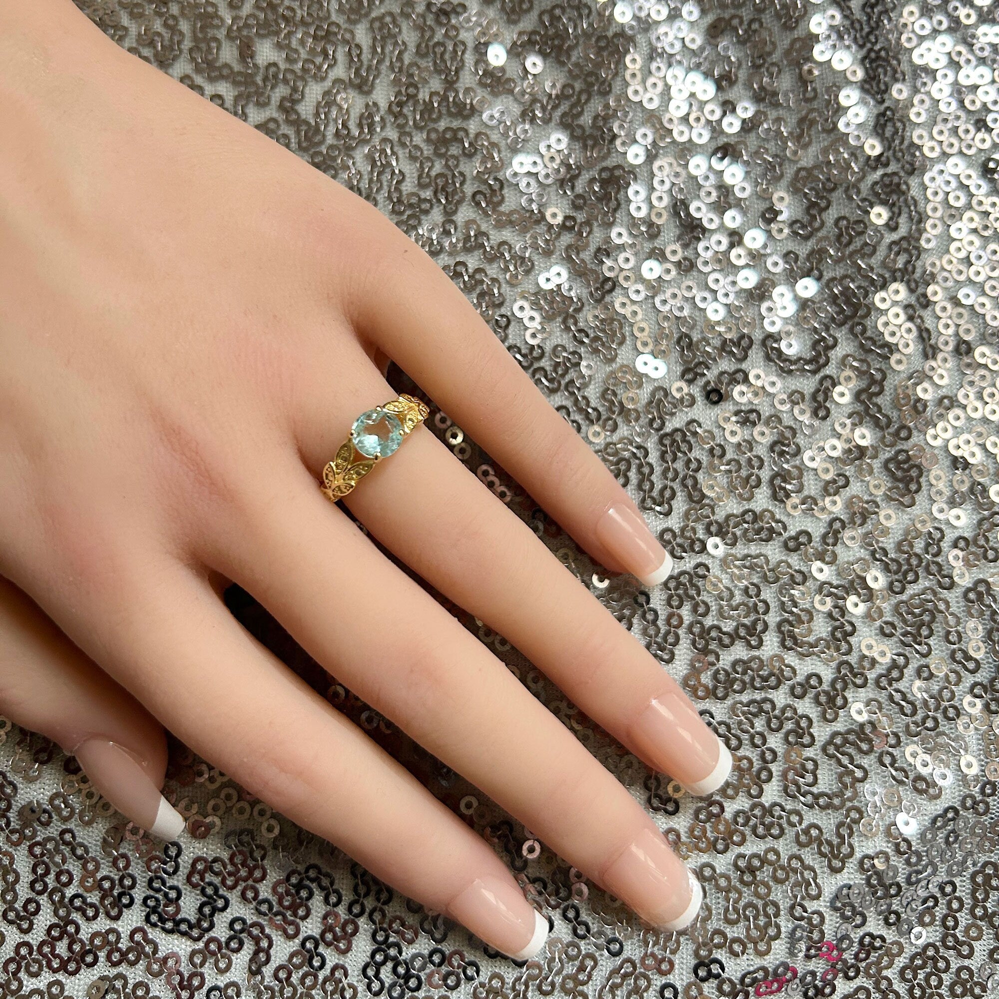 Round Aquamarine Simple Leaves Ring - H.L.Jewelry