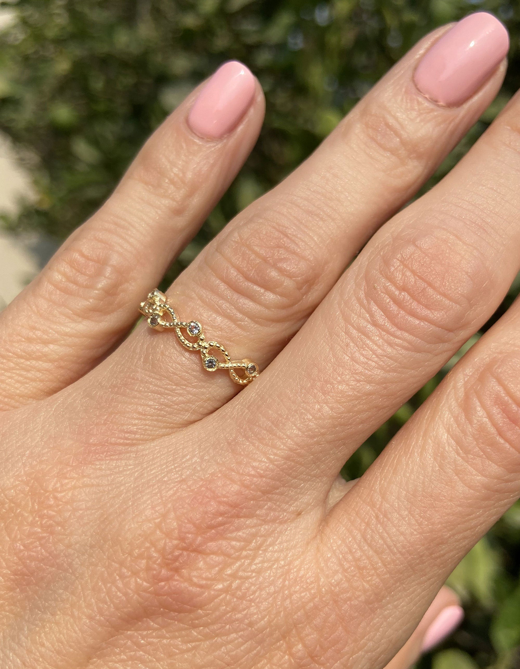 Round Aquamarine Ten Stone Infinity Simple Ring - H.L.Jewelry