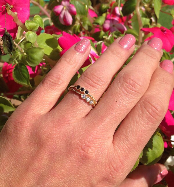 Round Black Onyx & Clear Quartz Six Stone Stackable Dual-Ring Set - H.L.Jewelry