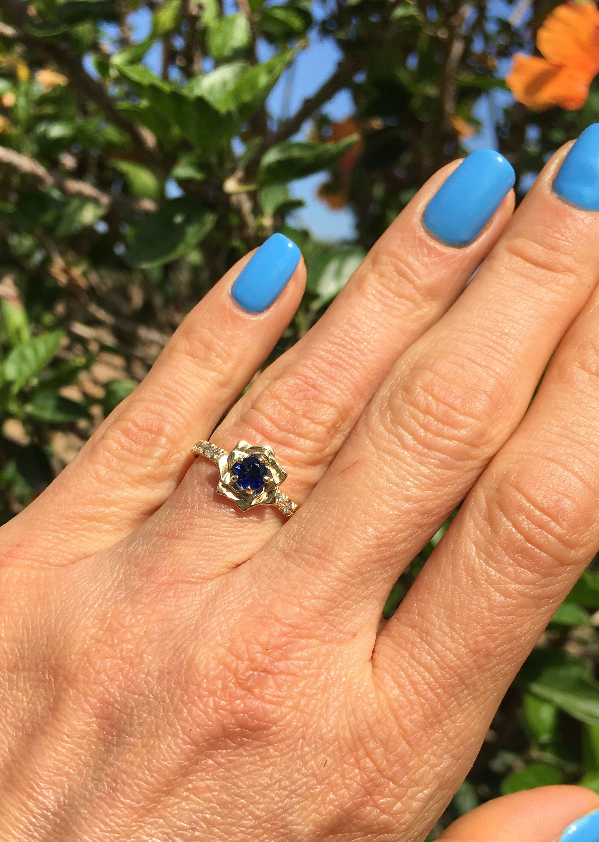 Round Blue Sapphire Camellia Ring with Clear Quartz Accents - H.L.Jewelry