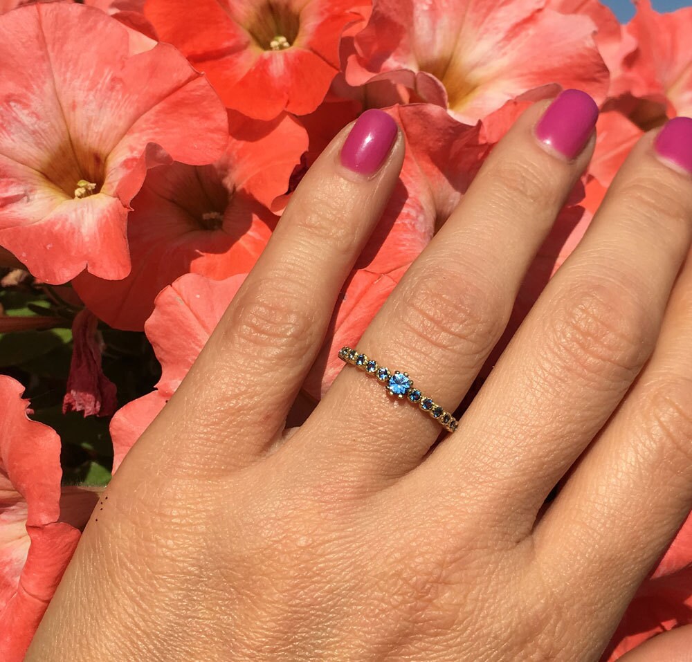 Round Blue Topaz Thirteen-Stone Stacking Half Eternity Ring - H.L.Jewelry