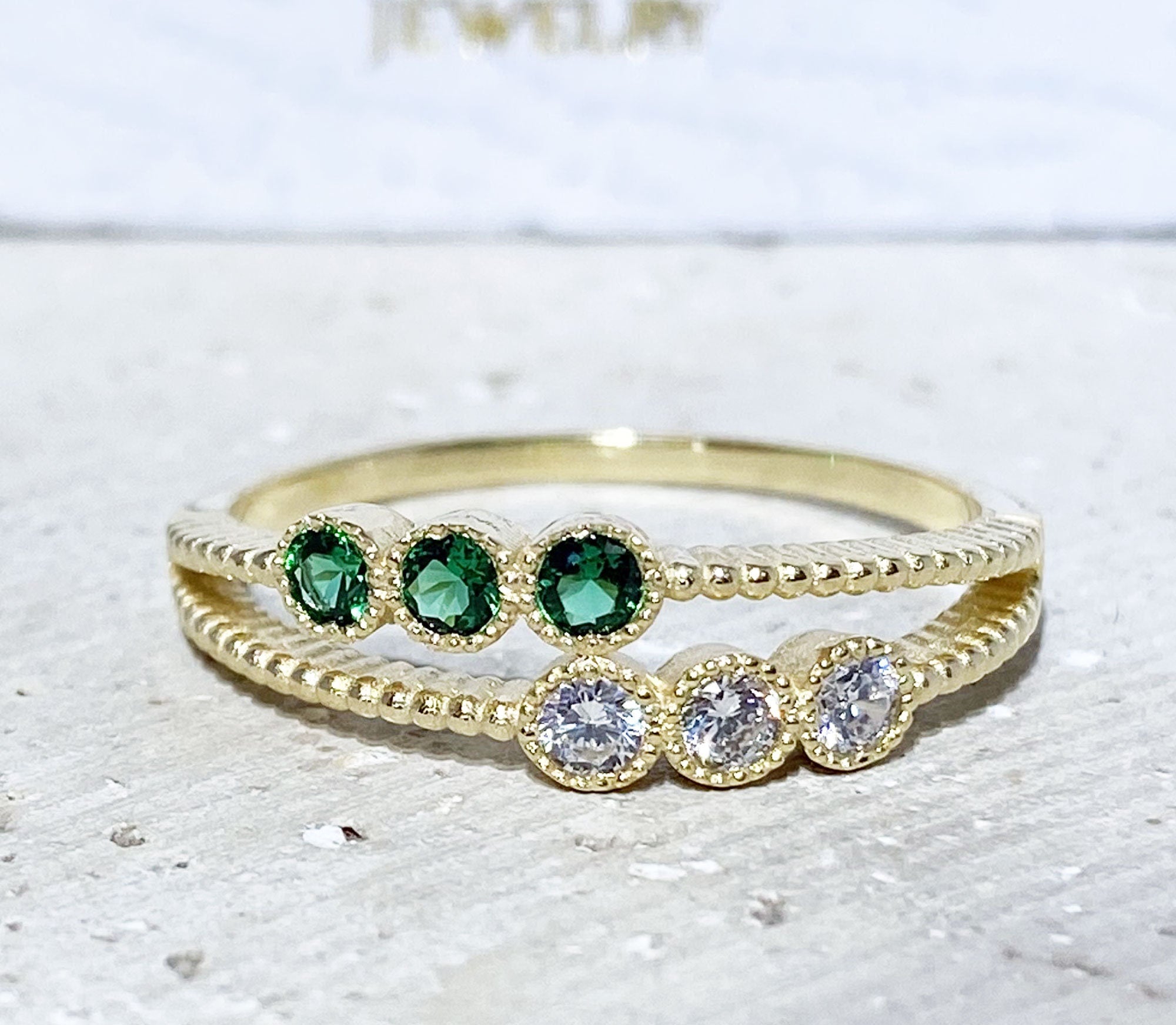 Round Emerald & Clear Quartz Six-Stone Stackable Dual Ring Set - H.L.Jewelry