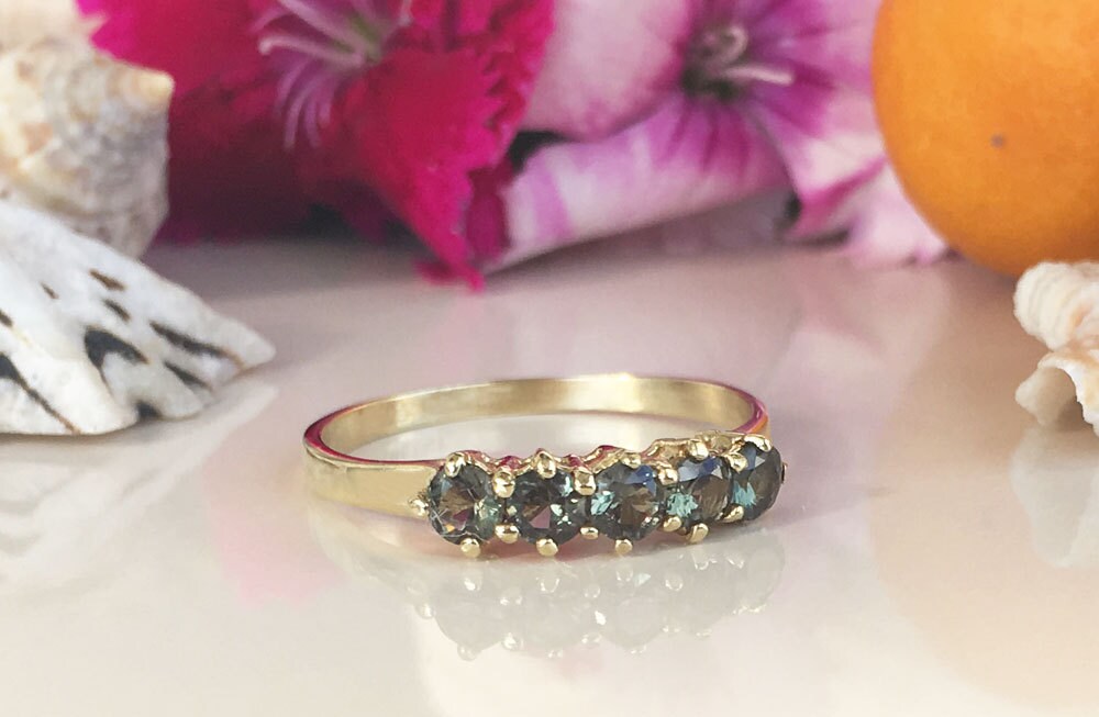 Round Green Tourmaline Five Stone Stacking Ring - H.L.Jewelry