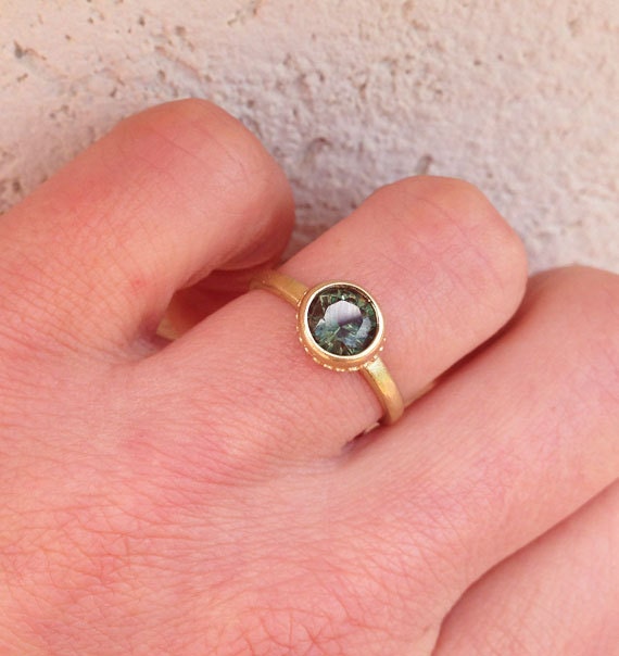 Round Green Tourmaline Gemstone Simple Bezel Ring - H.L.Jewelry