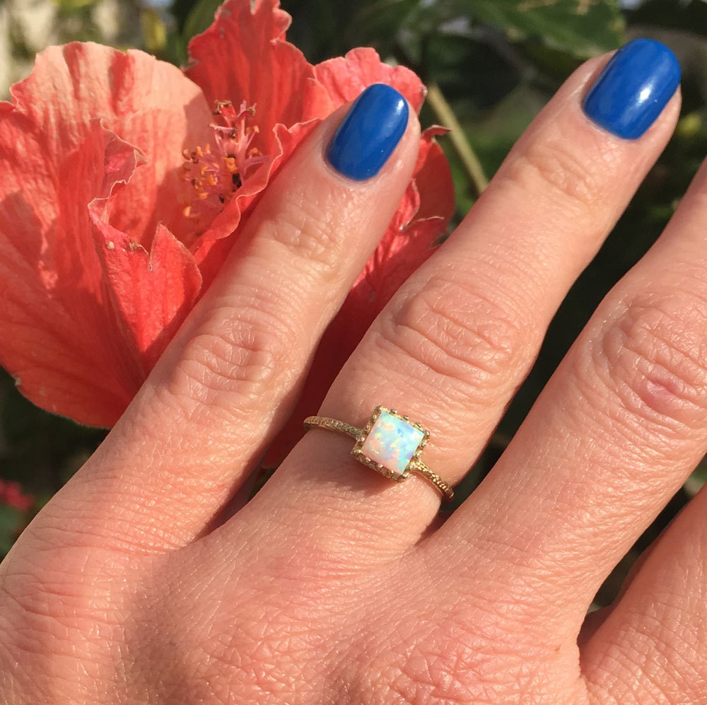 White Opal Square Crown Simple Hammered Band Ring - H.L.Jewelry