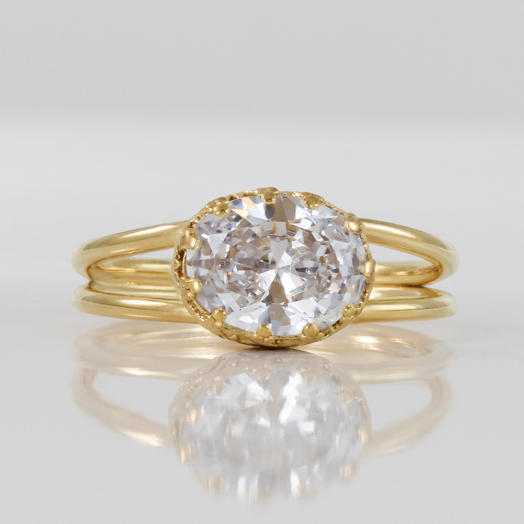 April Birthstone Clear Quartz Double Band Vintage Oval Crown Ring - H.L.Jewelry