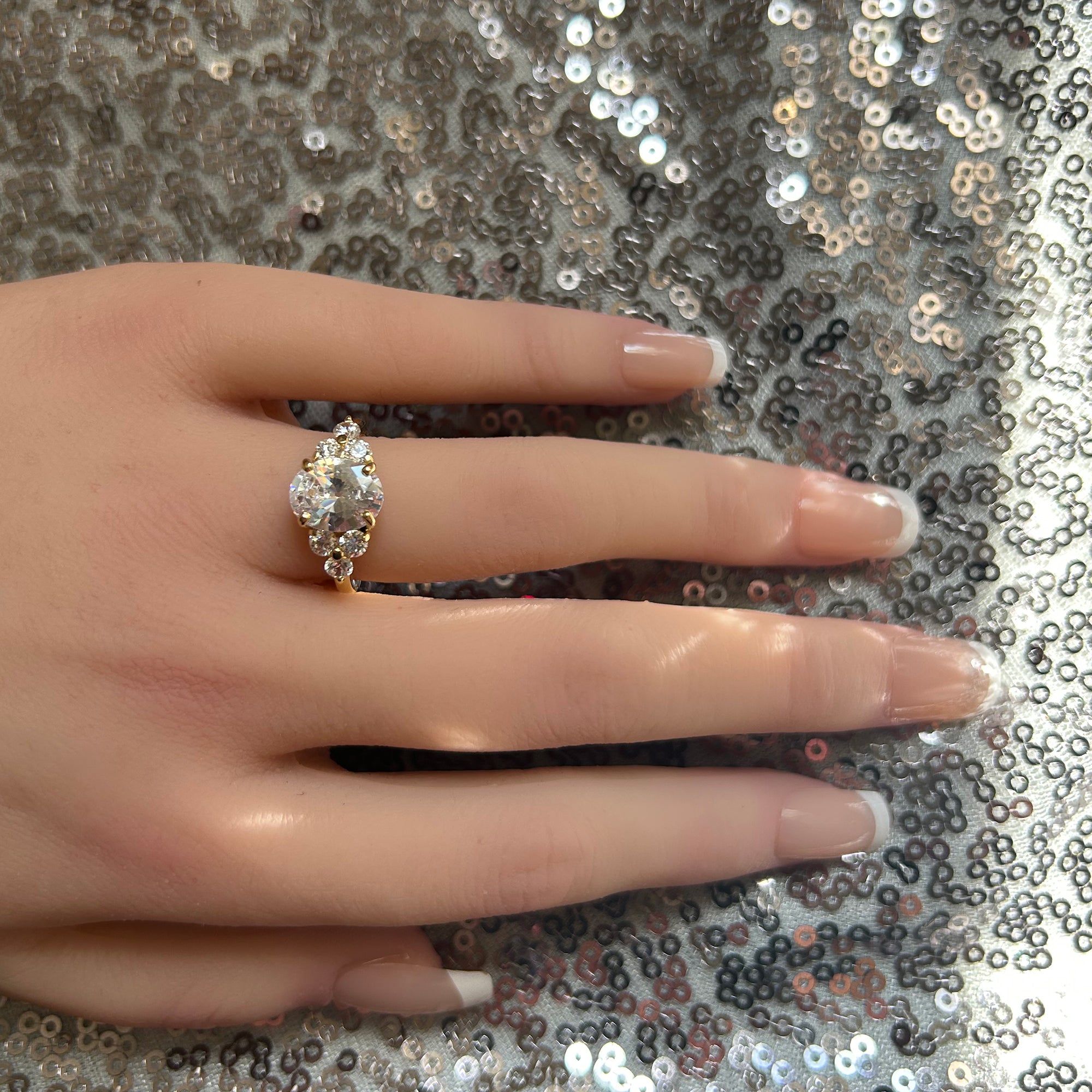 April Birthstone Oval Clear Quartz Gemstone Engagement Ring - H.L.Jewelry