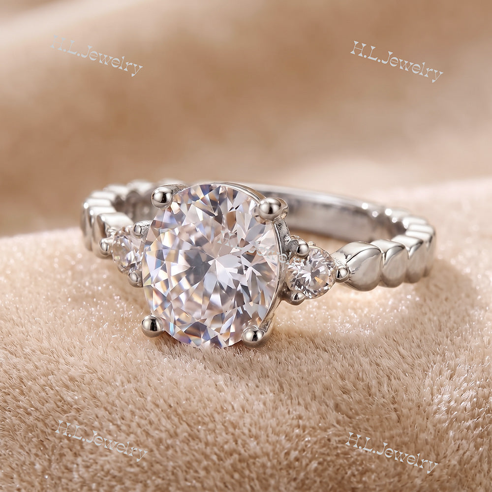 April Birthstone Oval Clear Quartz Gemstone Ring - H.L.Jewelry