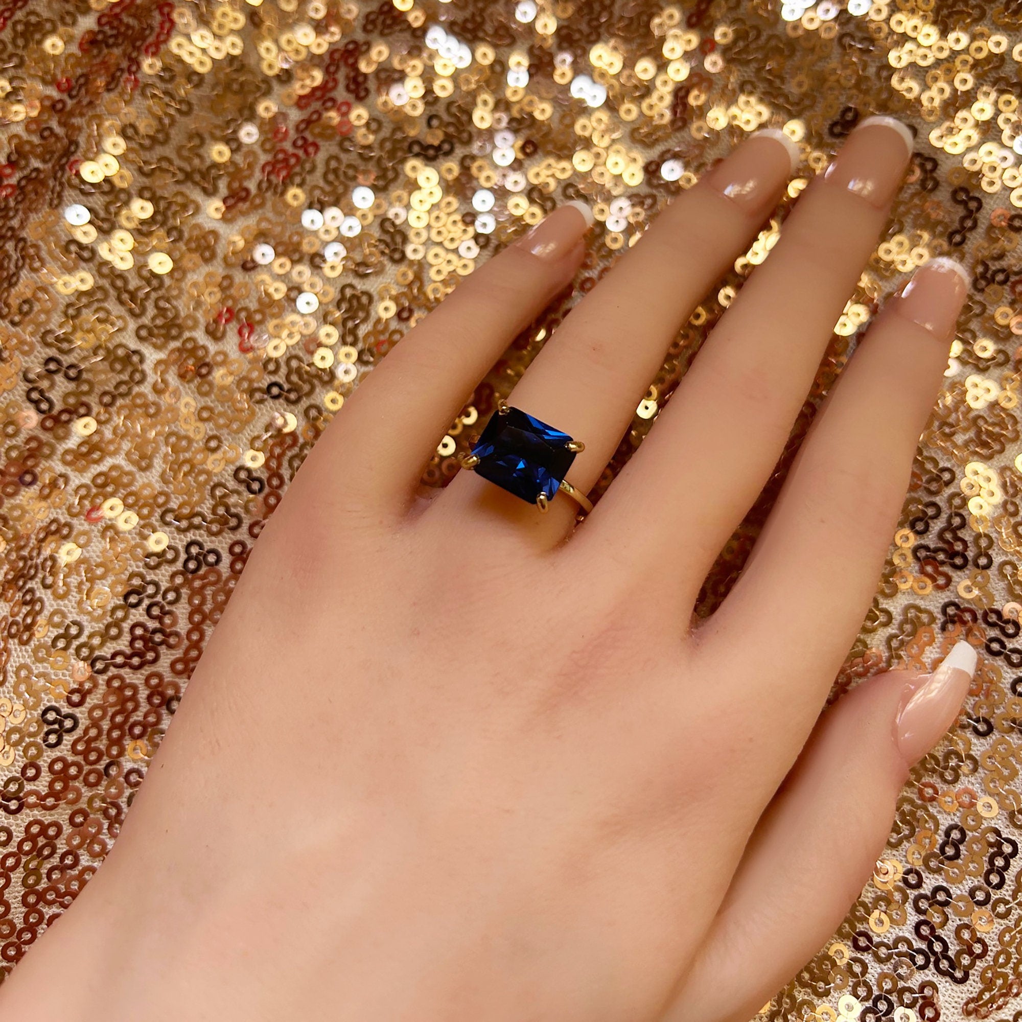East-West Octagon Blue Sapphire Solitaire Ring - H.L.Jewelry