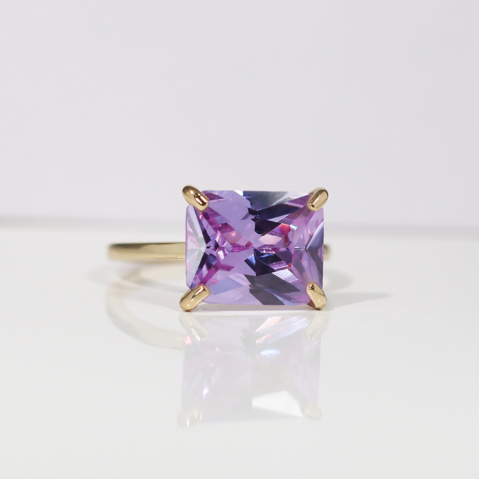 East-West Octagon Lavender Amethyst Solitaire Ring - H.L.Jewelry