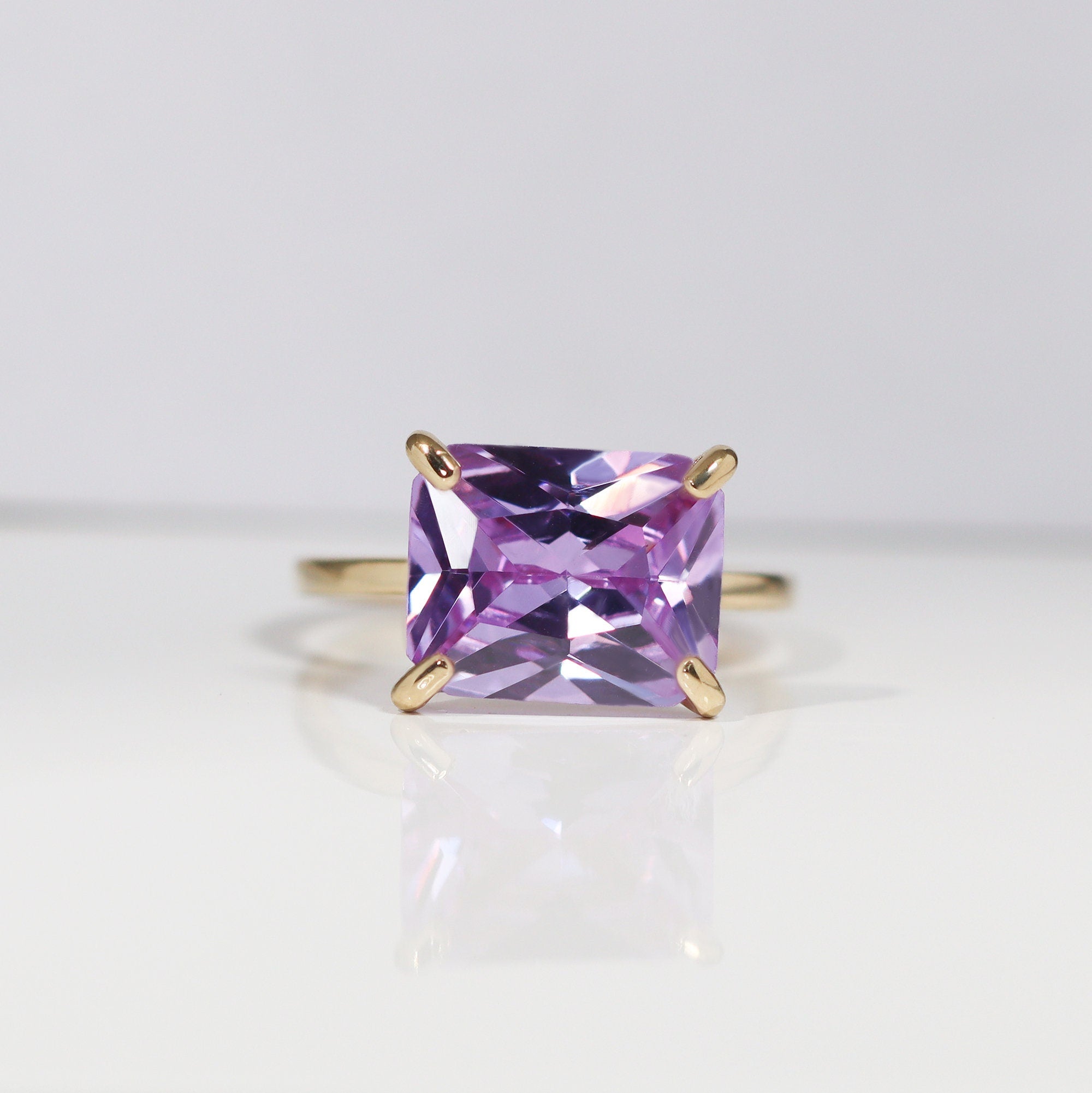 East-West Octagon Lavender Amethyst Solitaire Ring - H.L.Jewelry