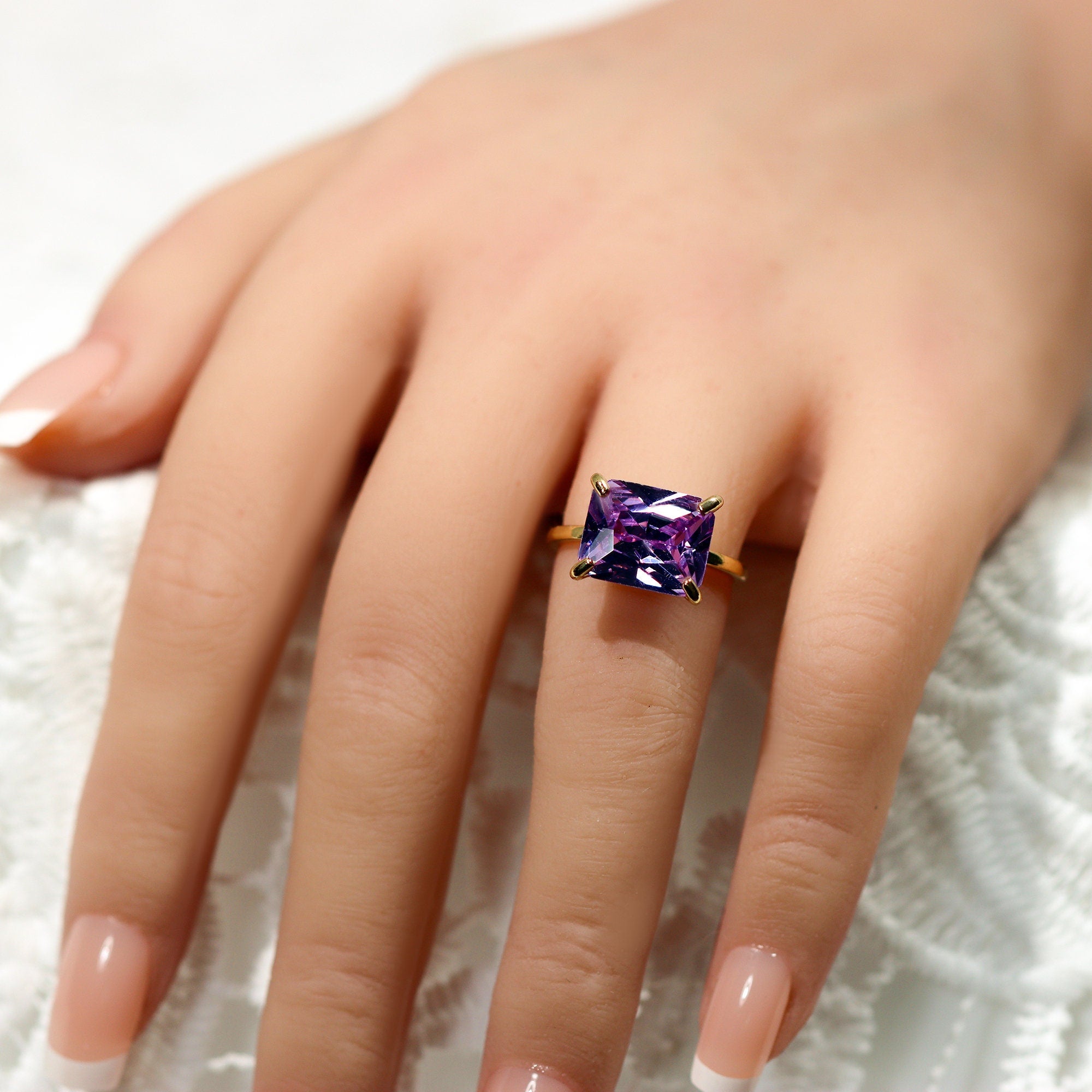 East-West Octagon Lavender Amethyst Solitaire Ring - H.L.Jewelry