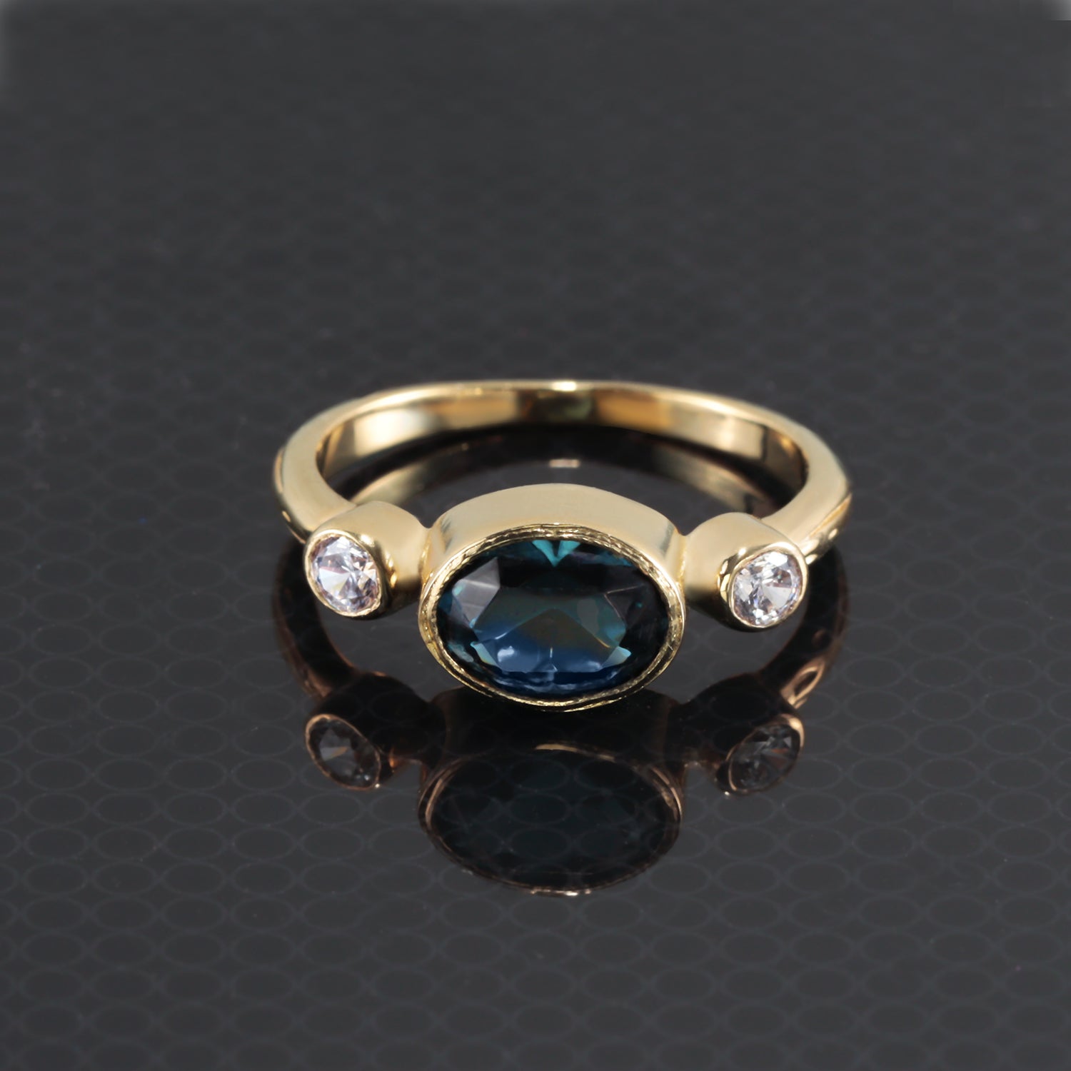 East-West Oval Blue Sapphire Bezel Ring with Clear Quartz Accents - H.L.Jewelry