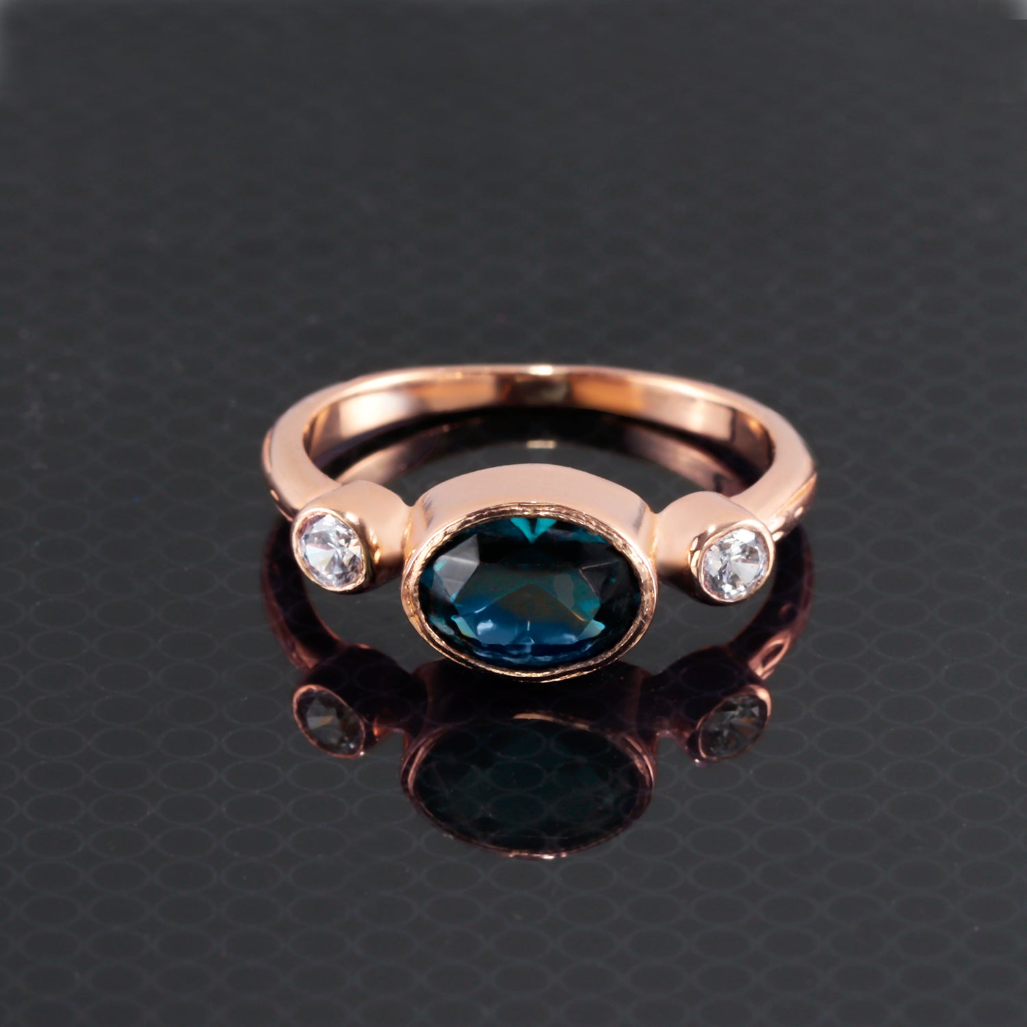 East-West Oval Blue Sapphire Bezel Ring with Clear Quartz Accents - H.L.Jewelry