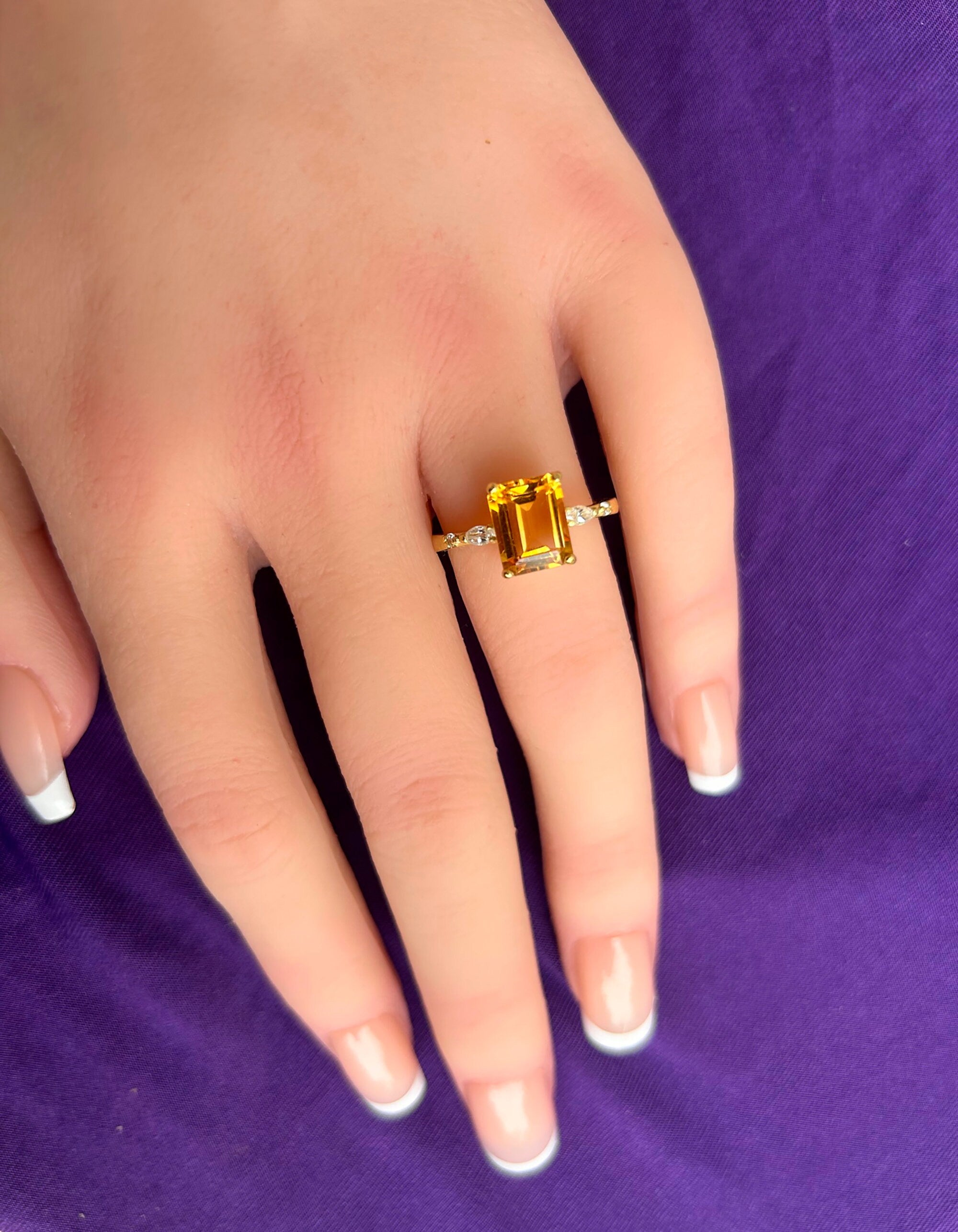 Emerald-Cut Citrine Gemstone Ring with Clear Quartz Accents - H.L.Jewelry