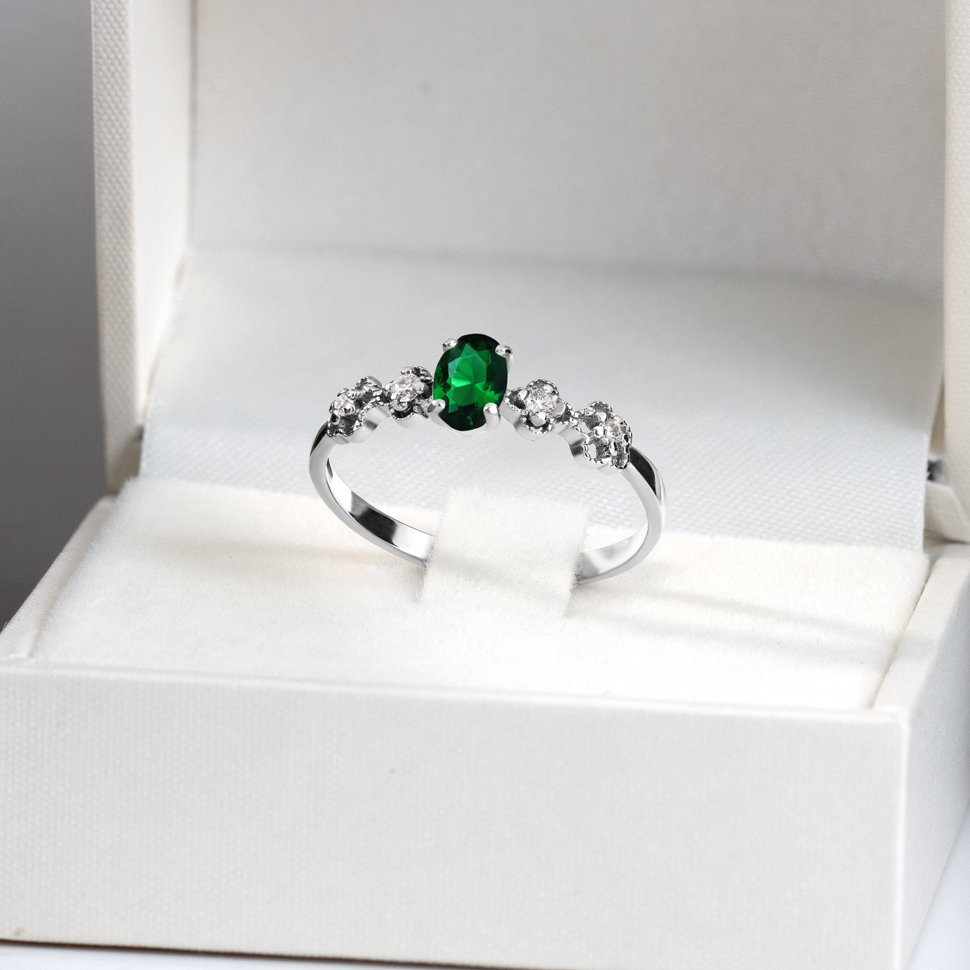 Emerald Ring - May Birthstone - Oval Emerald Gemstone Flower Setting Delicate Ring with Clear Quartz Accents - H.L.Jewelry