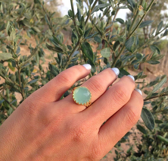Large Green Chalcedony Cocktail Round Crown Ring - H.L.Jewelry