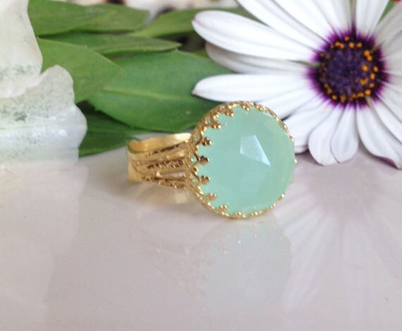 Large Green Chalcedony Cocktail Round Crown Ring - H.L.Jewelry