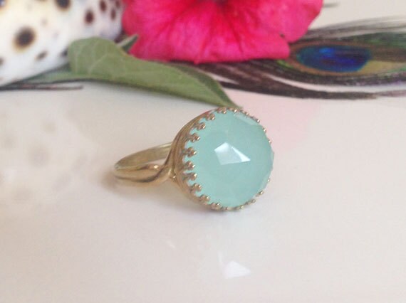 Large Green Chalcedony Cocktail Round Crown Ring - H.L.Jewelry