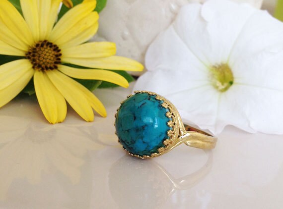 Large Green Turquoise Round Crown Ring - H.L.Jewelry
