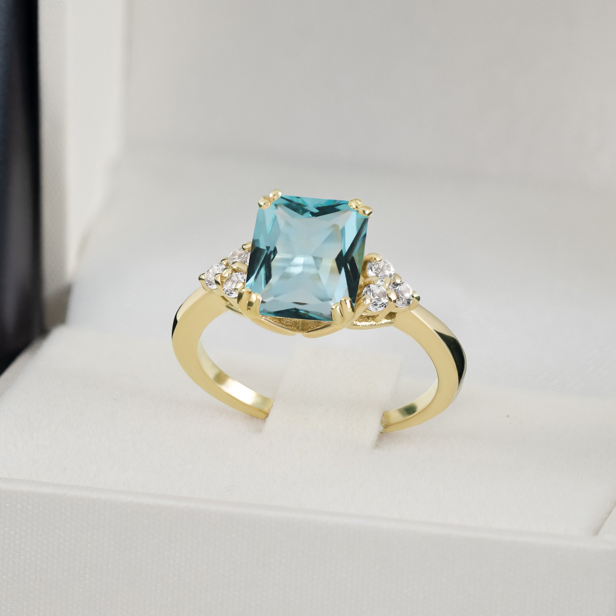 Octagon Aquamarine Engagement Ring with Clear Quartz Accents - H.L.Jewelry