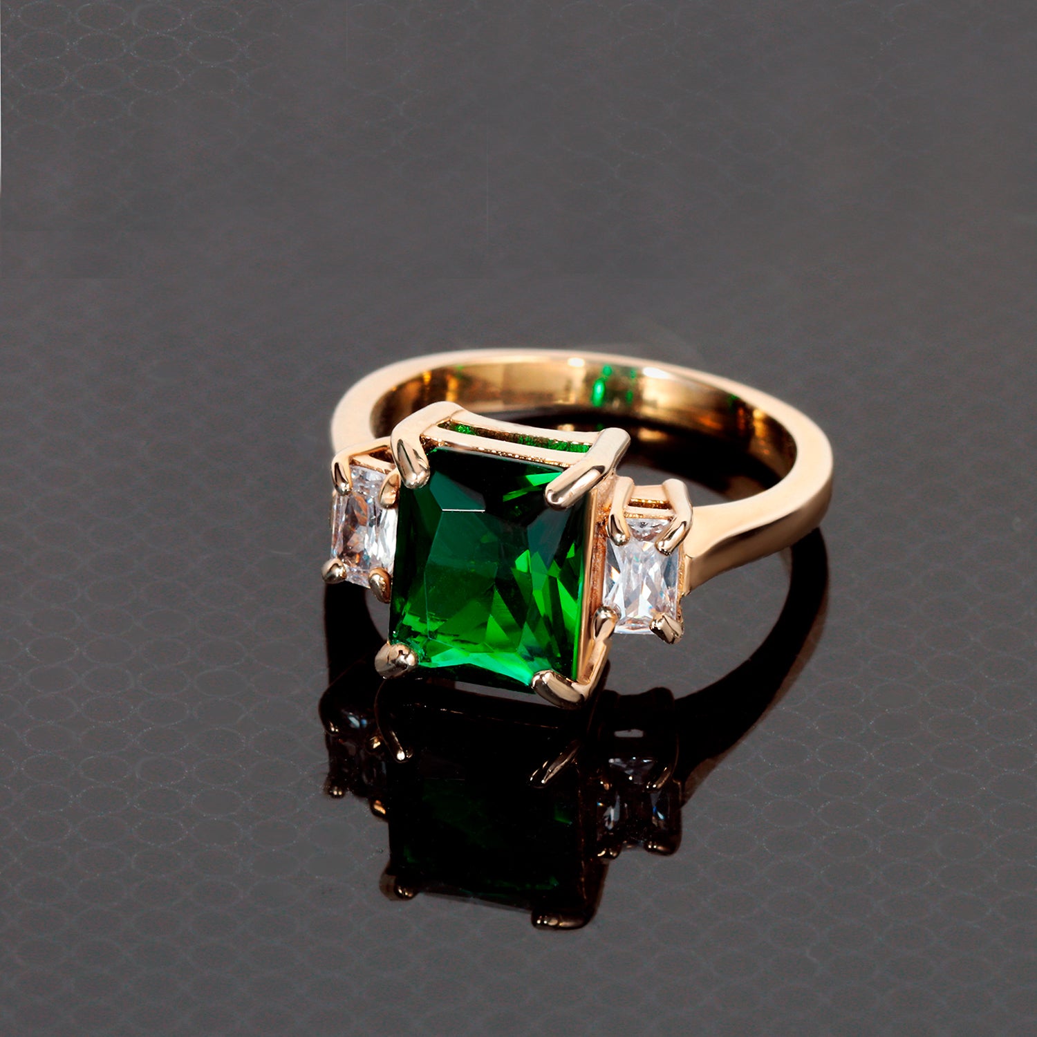 Octagon Emerald Ring with Clear Quartz Accents - H.L.Jewelry