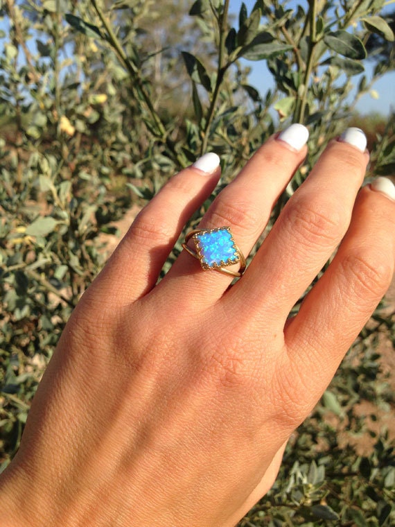 October Birthstone Blue Opal Square Crown Statement Double Band Ring - H.L.Jewelry