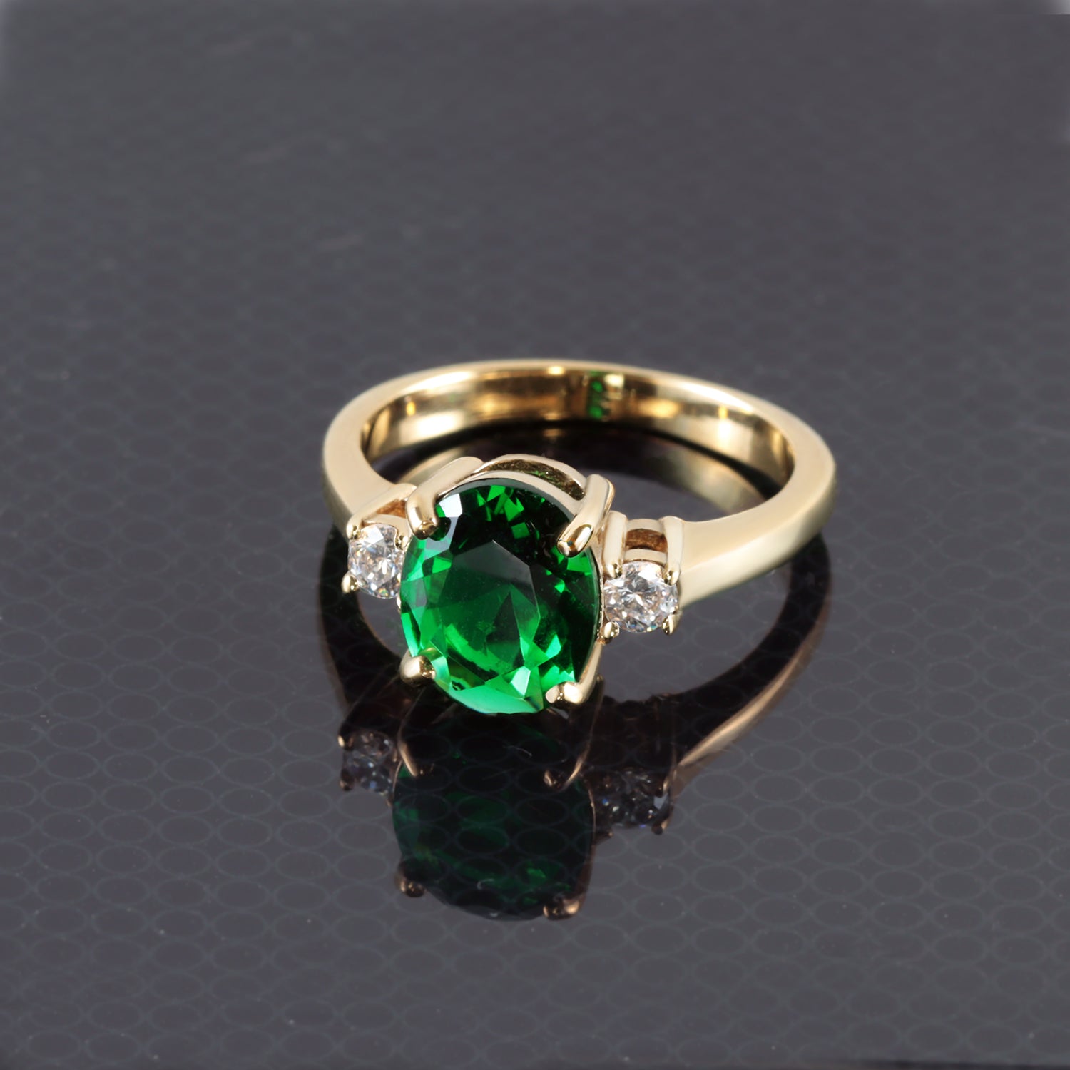 Oval Emerald Statement Ring with Clear Quartz Accents - H.L.Jewelry