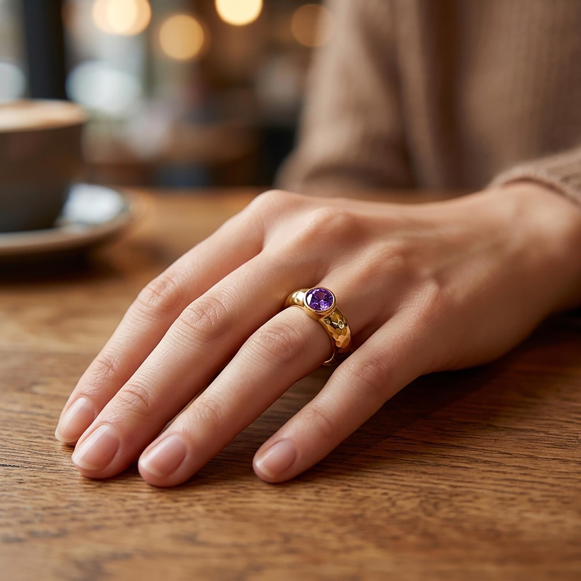 Round Amethyst Gemstone Bezel Set Statement Hammered Band Bold Ring - H.L.Jewelry