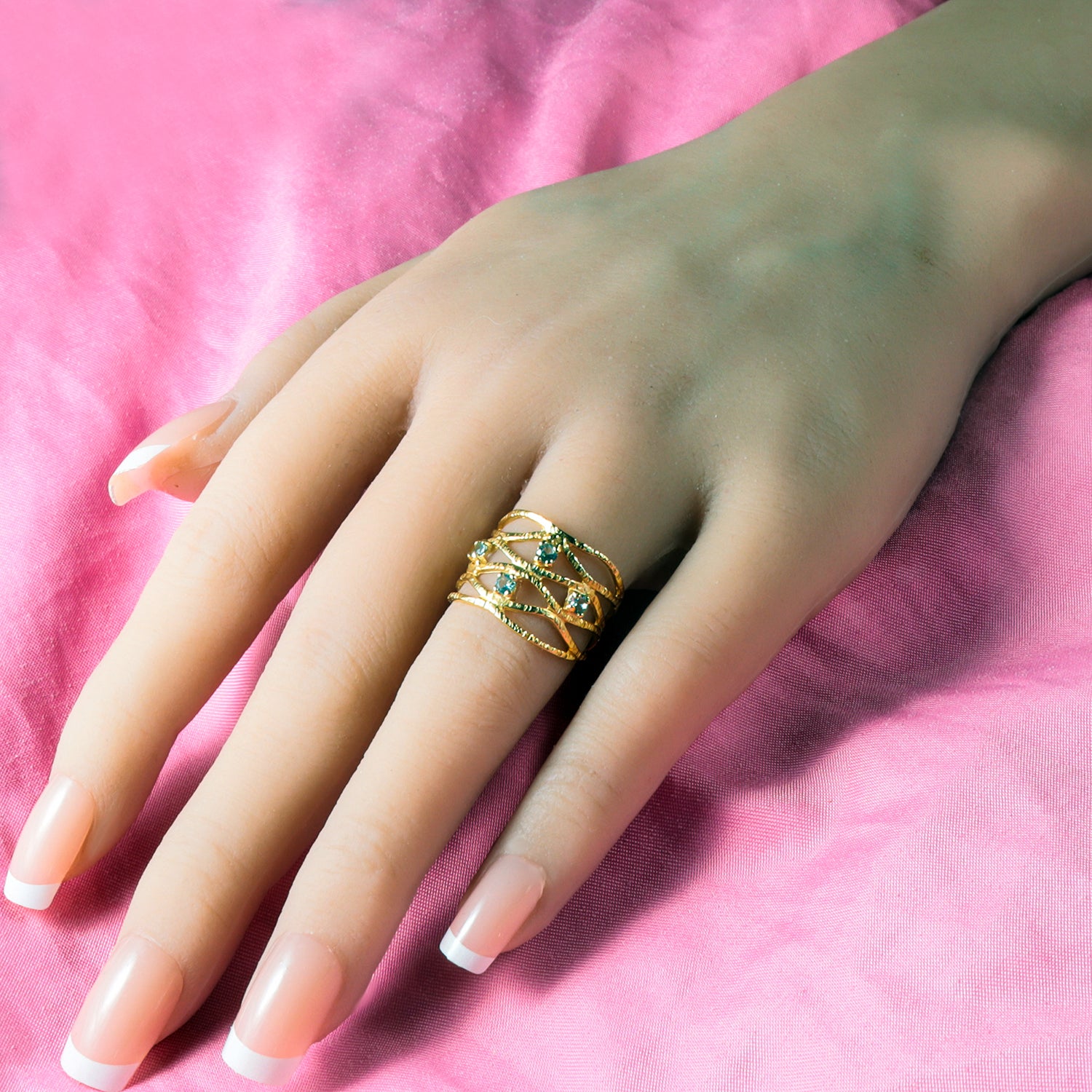 Round Aquamarine Four Stone Hammered Band Ring - H.L.Jewelry