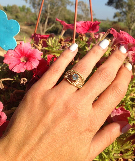 Round Aquamarine Wide Statement Ring - H.L.Jewelry
